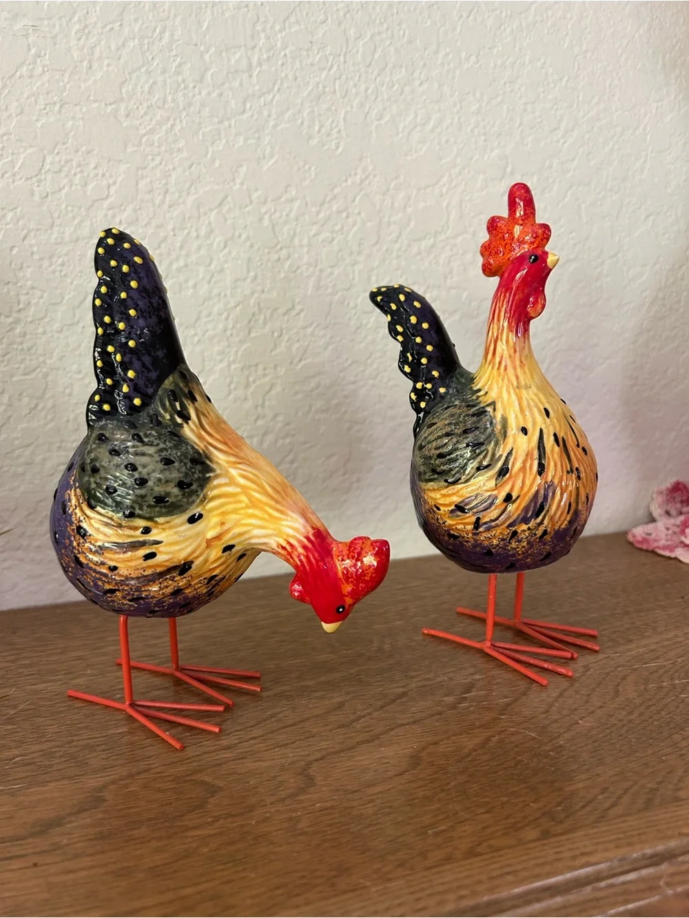 Bobble head decorative Ceramic Rooster Pair in Red and Yellow- Home Kitchen